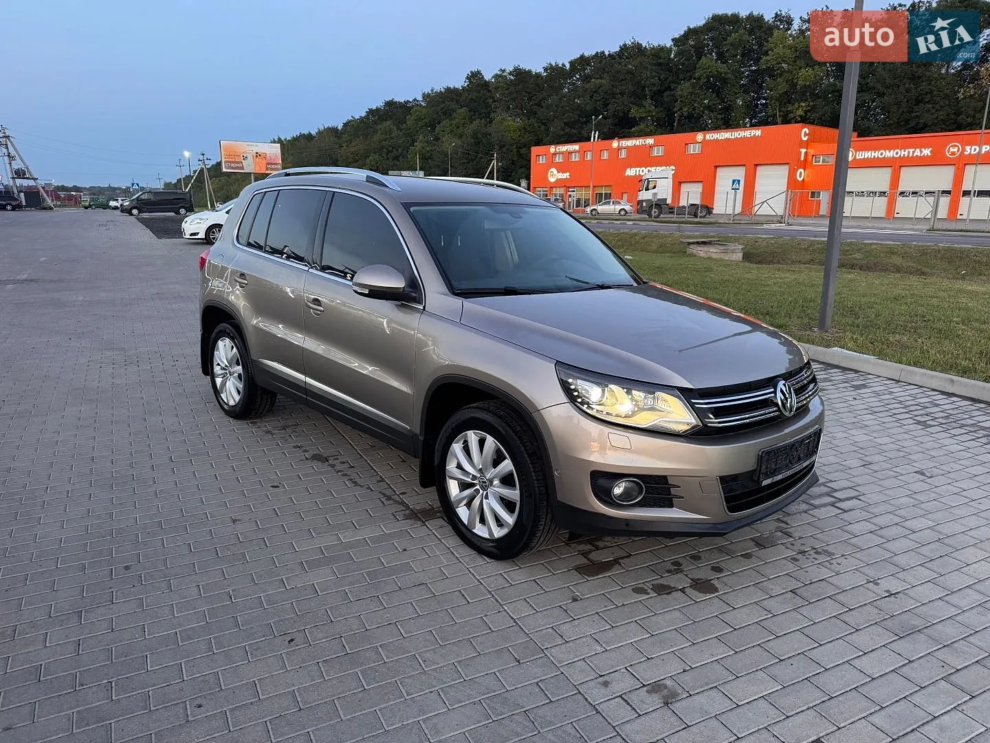 2012 Volkswagen Tiguan - мініатюра 11