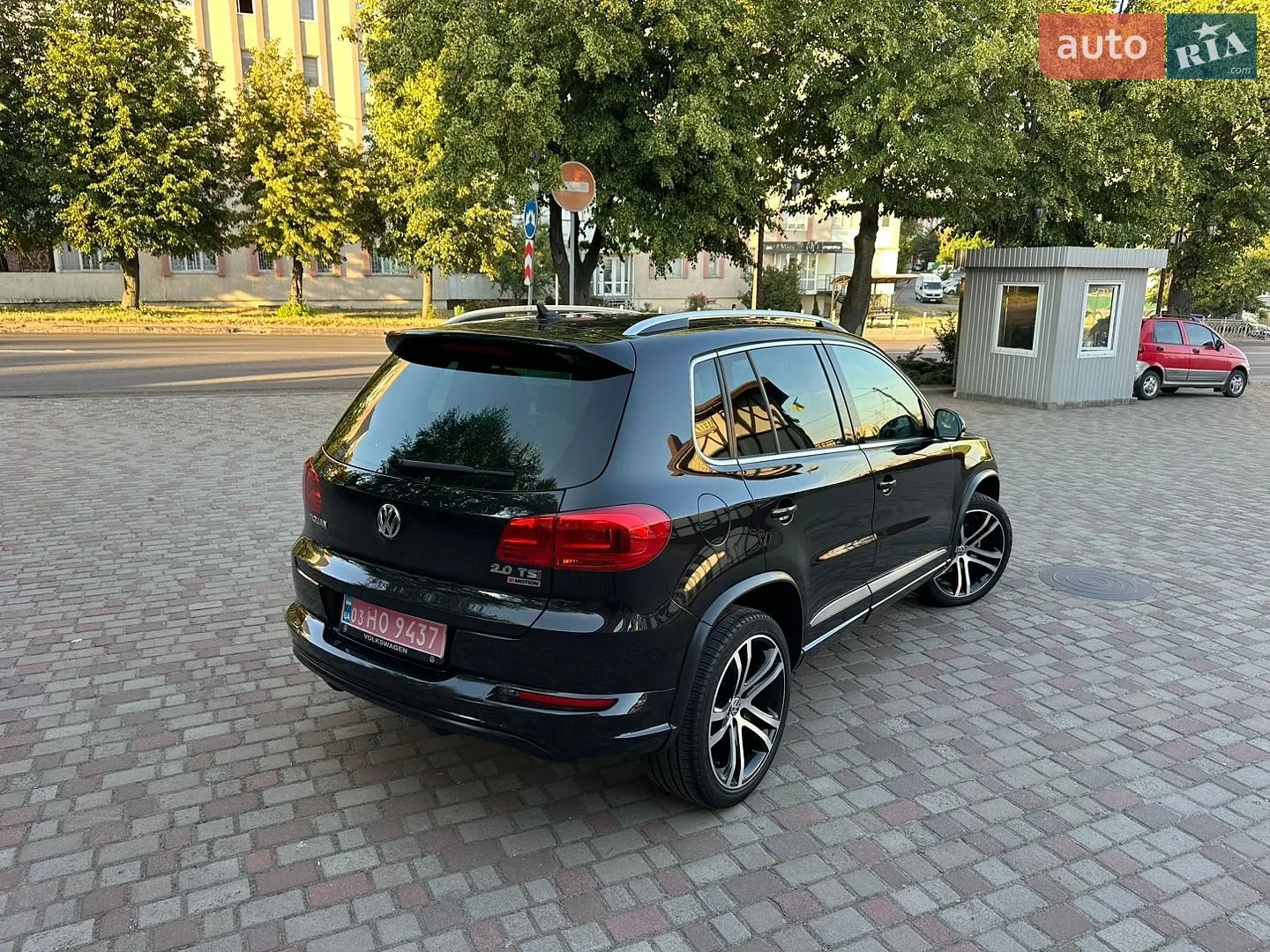 2016 Volkswagen Tiguan - мініатюра 24