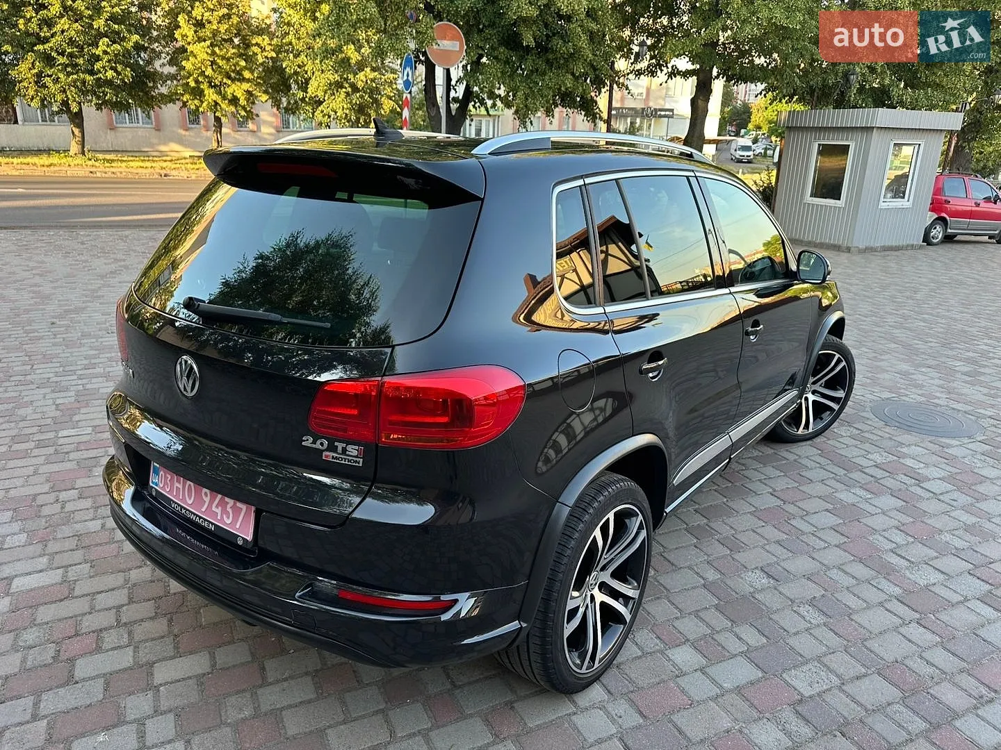 2016 Volkswagen Tiguan - мініатюра 25