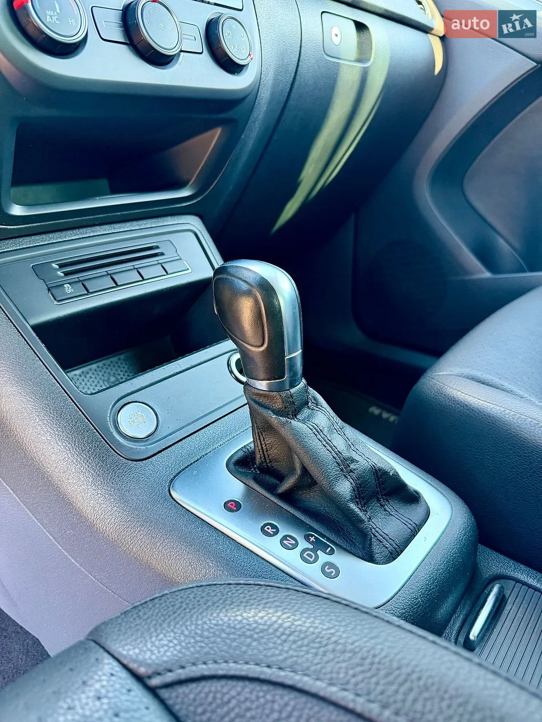 2014 Volkswagen Tiguan - мініатюра 45