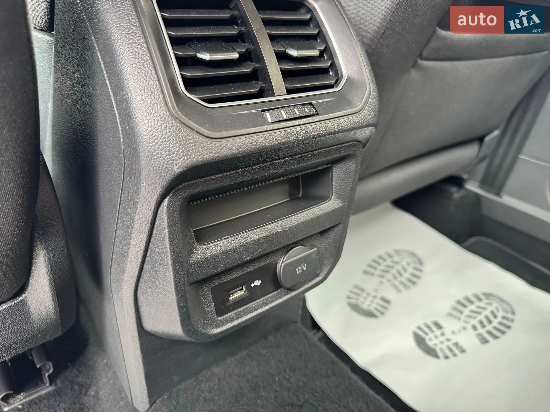 2016 Volkswagen Tiguan - мініатюра 39