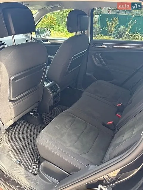 2018 Volkswagen Tiguan - мініатюра 9