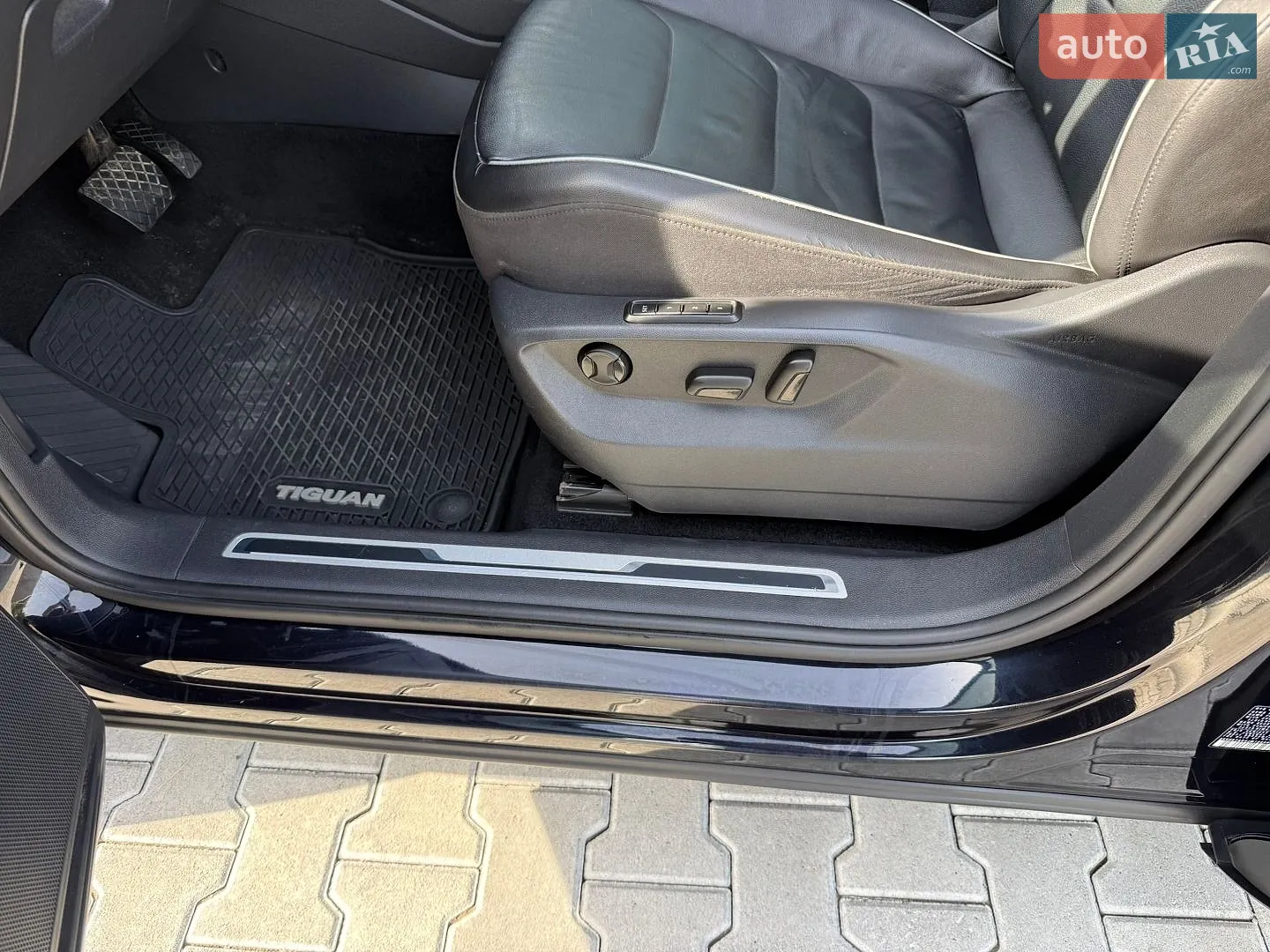 2018 Volkswagen Tiguan - мініатюра 21