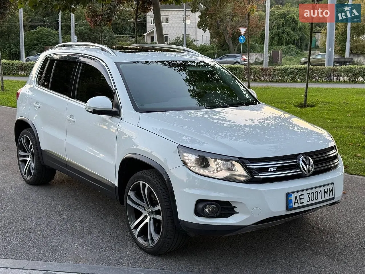 2016 Volkswagen Tiguan - мініатюра 5
