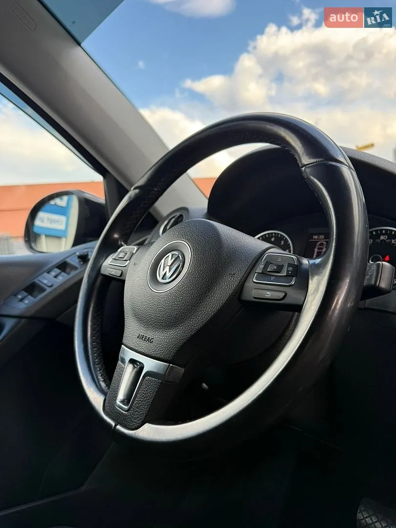 2016 Volkswagen Tiguan - мініатюра 14