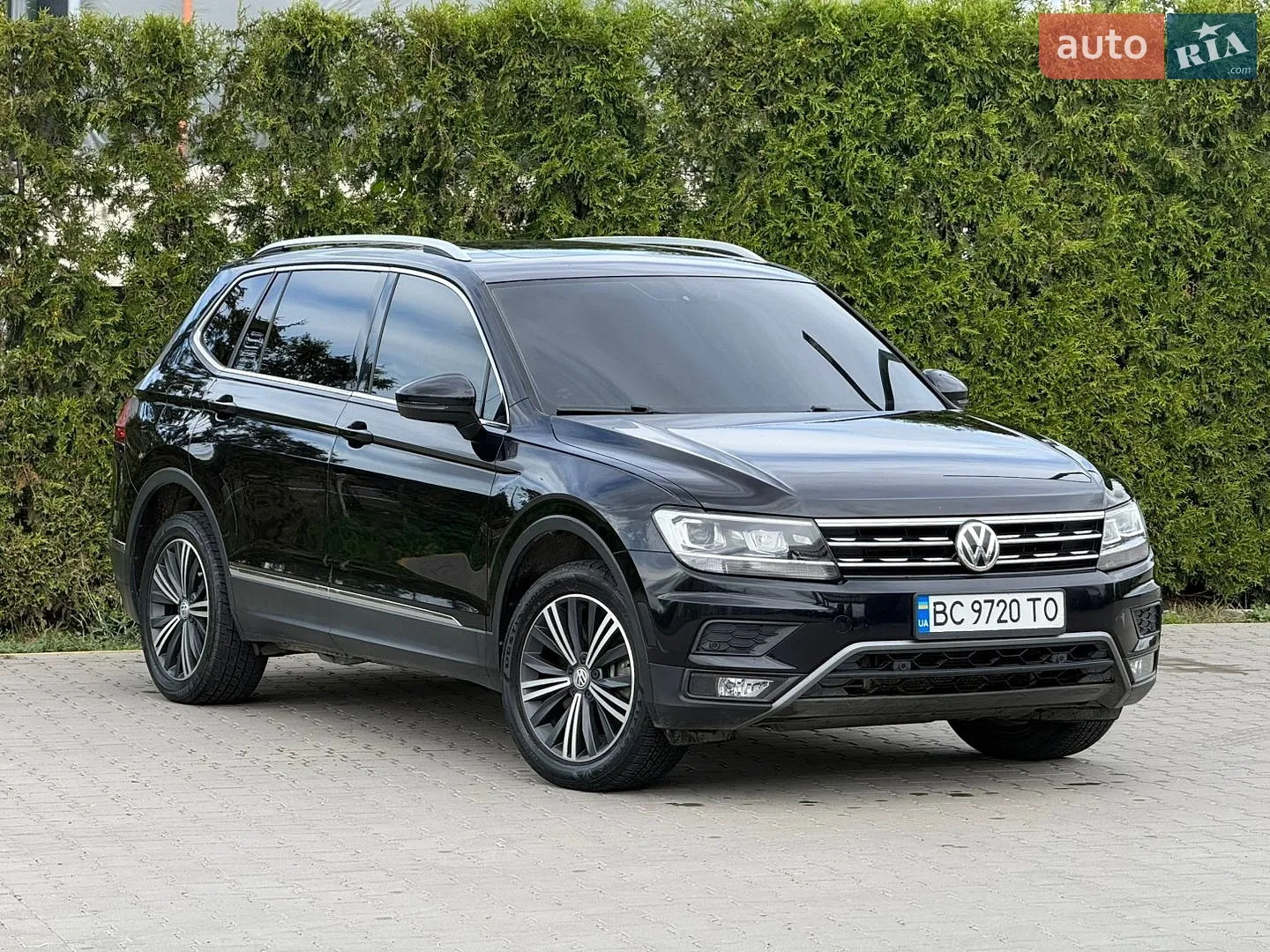 2019 Volkswagen Tiguan - фото 1