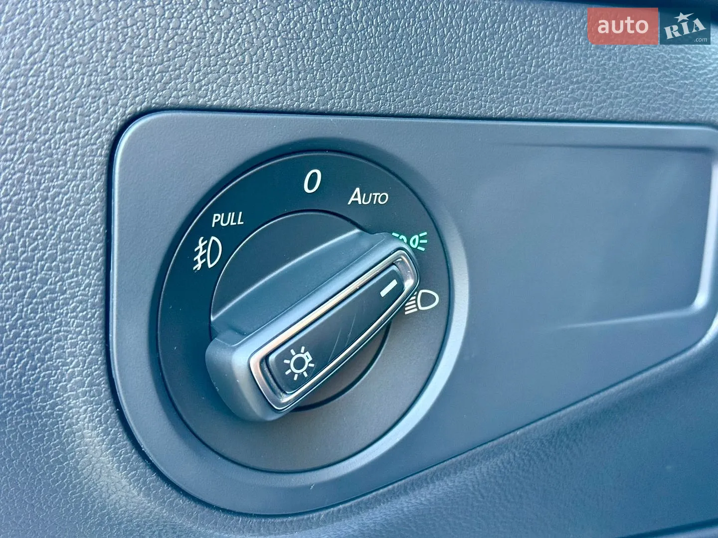 2019 Volkswagen Tiguan - мініатюра 29