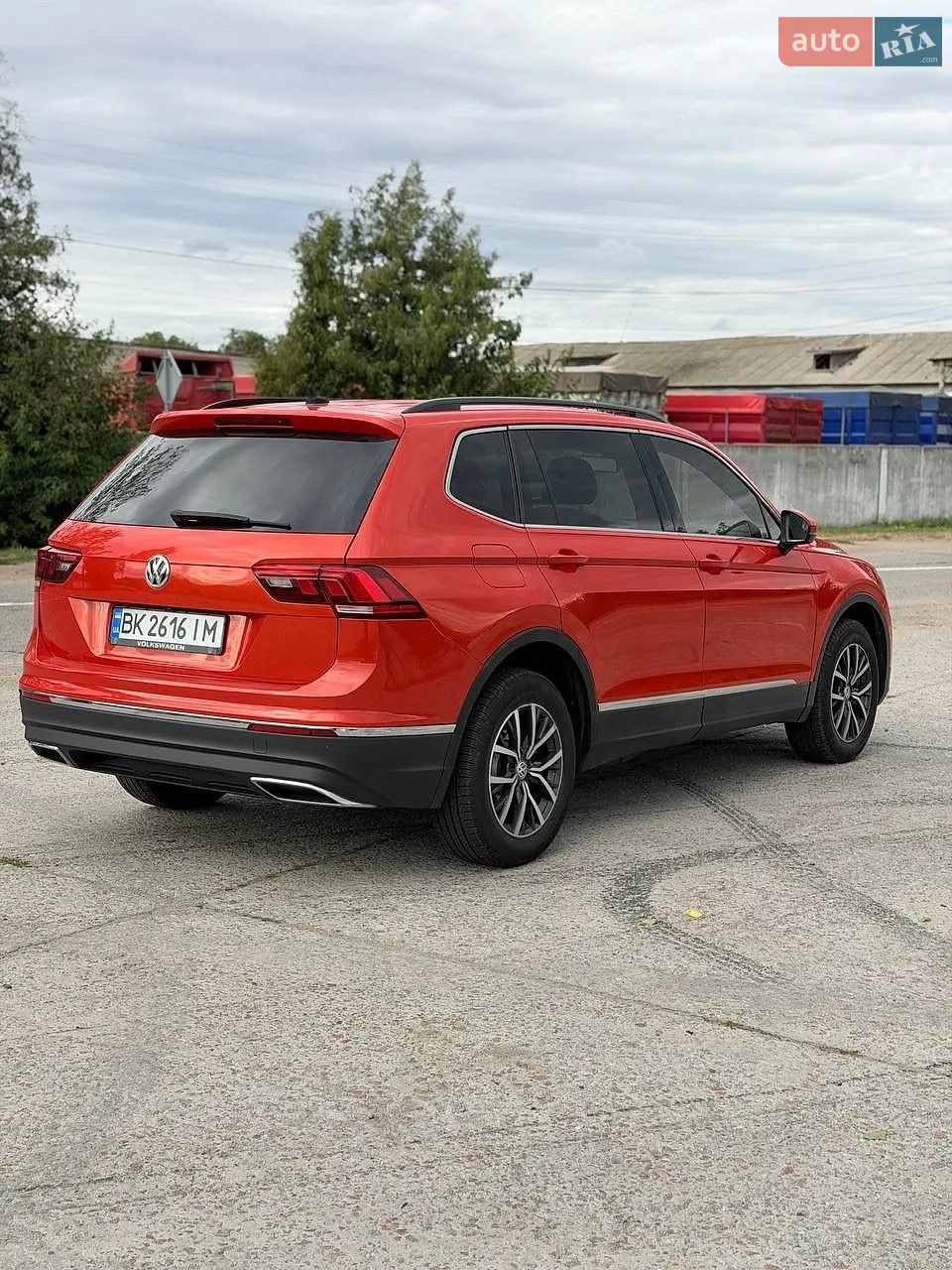 2017 Volkswagen Tiguan - мініатюра 5