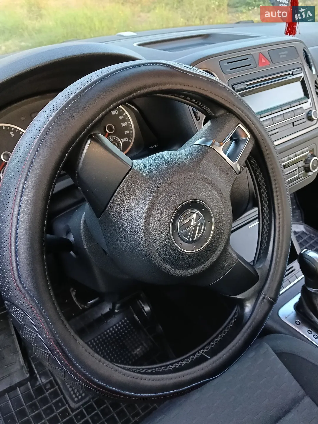2010 Volkswagen Tiguan - мініатюра 38