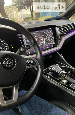 Внедорожник / Кроссовер Volkswagen Touareg R 2019 в Днепре