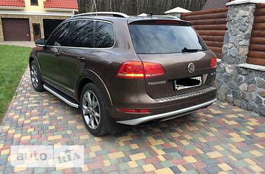 Позашляховик / Кросовер Volkswagen Touareg 2011 в Кропивницькому