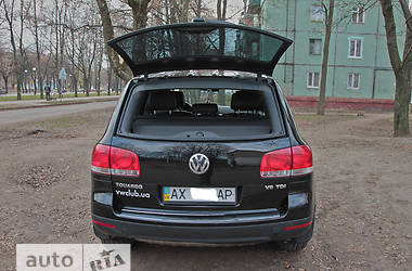 Внедорожник / Кроссовер Volkswagen Touareg 2006 в Харькове