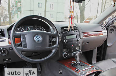Внедорожник / Кроссовер Volkswagen Touareg 2006 в Харькове