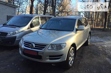 Внедорожник / Кроссовер Volkswagen Touareg 2008 в Киеве
