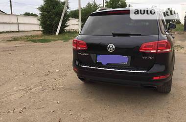 Позашляховик / Кросовер Volkswagen Touareg 2014 в Умані