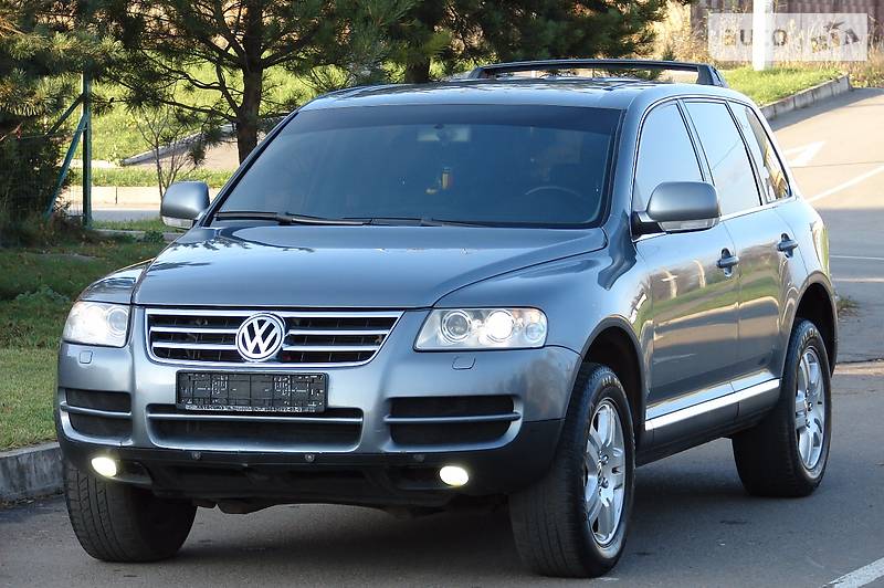 Внедорожник / Кроссовер Volkswagen Touareg 2005 в Ровно