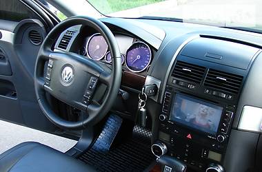 Позашляховик / Кросовер Volkswagen Touareg 2009 в Рівному