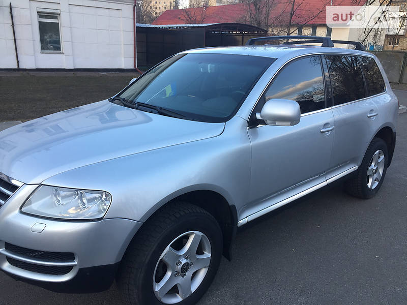 Позашляховик / Кросовер Volkswagen Touareg 2005 в Києві