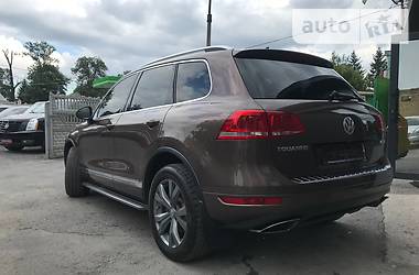 Внедорожник / Кроссовер Volkswagen Touareg 2012 в Тернополе