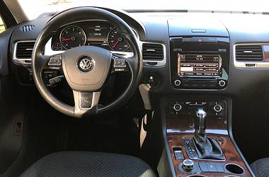 Внедорожник / Кроссовер Volkswagen Touareg 2012 в Тернополе