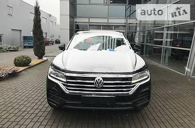 Внедорожник / Кроссовер Volkswagen Touareg 2018 в Львове