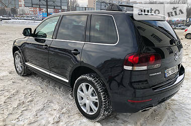 Внедорожник / Кроссовер Volkswagen Touareg 2008 в Тернополе