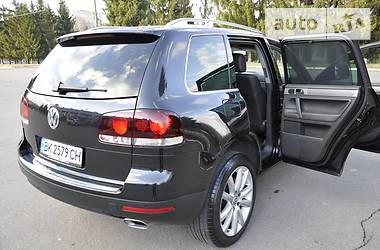 Внедорожник / Кроссовер Volkswagen Touareg 2007 в 