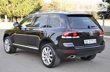 Внедорожник / Кроссовер Volkswagen Touareg 2007 в 