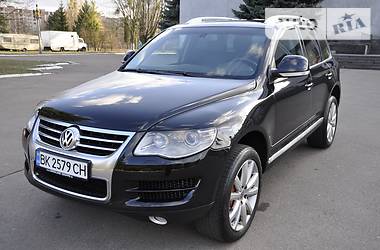 Внедорожник / Кроссовер Volkswagen Touareg 2007 в 