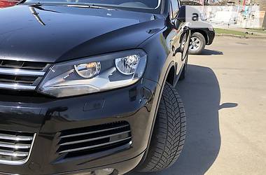 Внедорожник / Кроссовер Volkswagen Touareg 2013 в Николаеве