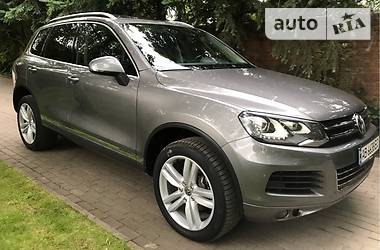 Внедорожник / Кроссовер Volkswagen Touareg 2011 в Виннице