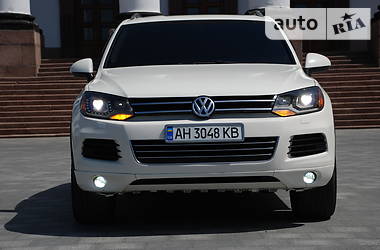 Позашляховик / Кросовер Volkswagen Touareg 2012 в Краматорську