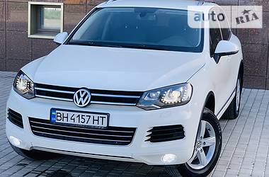 Внедорожник / Кроссовер Volkswagen Touareg 2011 в Одессе