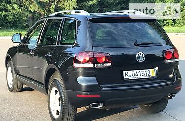 Позашляховик / Кросовер Volkswagen Touareg 2008 в Рівному