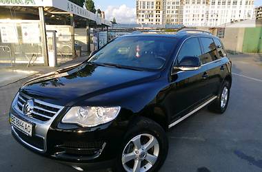 Позашляховик / Кросовер Volkswagen Touareg 2009 в Києві