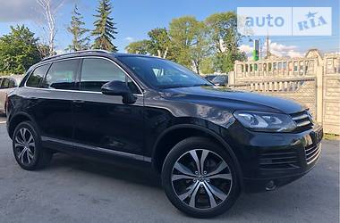 Позашляховик / Кросовер Volkswagen Touareg 2011 в Тернополі