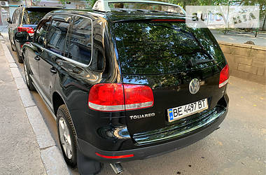 Внедорожник / Кроссовер Volkswagen Touareg 2006 в Николаеве