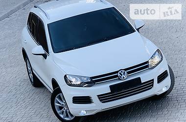 Внедорожник / Кроссовер Volkswagen Touareg 2012 в Одессе