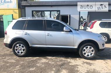 Позашляховик / Кросовер Volkswagen Touareg 2007 в 