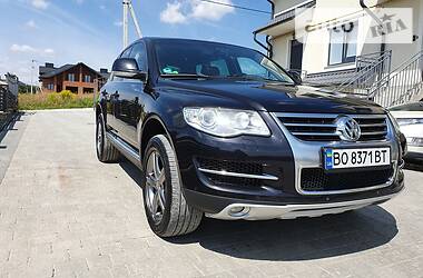 Позашляховик / Кросовер Volkswagen Touareg 2007 в 
