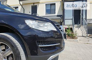 Позашляховик / Кросовер Volkswagen Touareg 2007 в 