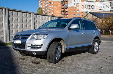 Позашляховик / Кросовер Volkswagen Touareg 2006 в Хмельницькому