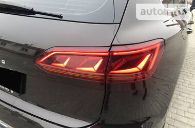 Позашляховик / Кросовер Volkswagen Touareg 2018 в 