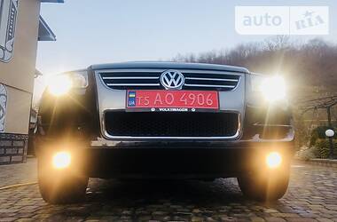Позашляховик / Кросовер Volkswagen Touareg 2008 в 