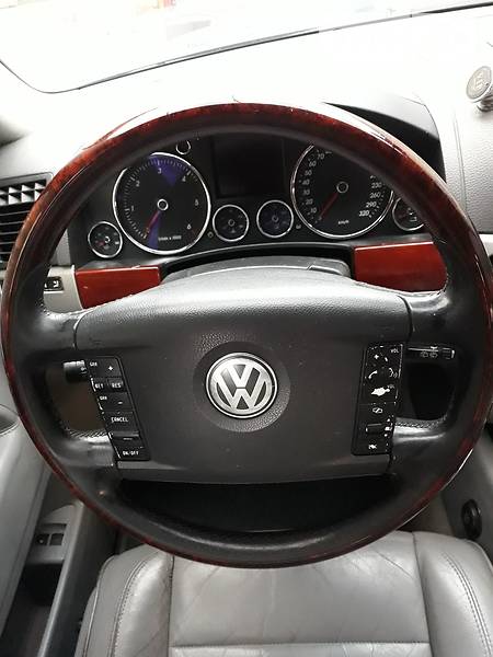 Позашляховик / Кросовер Volkswagen Touareg 2003 в Рубіжному