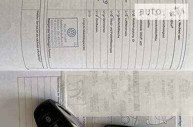 Позашляховик / Кросовер Volkswagen Touareg 2012 в 