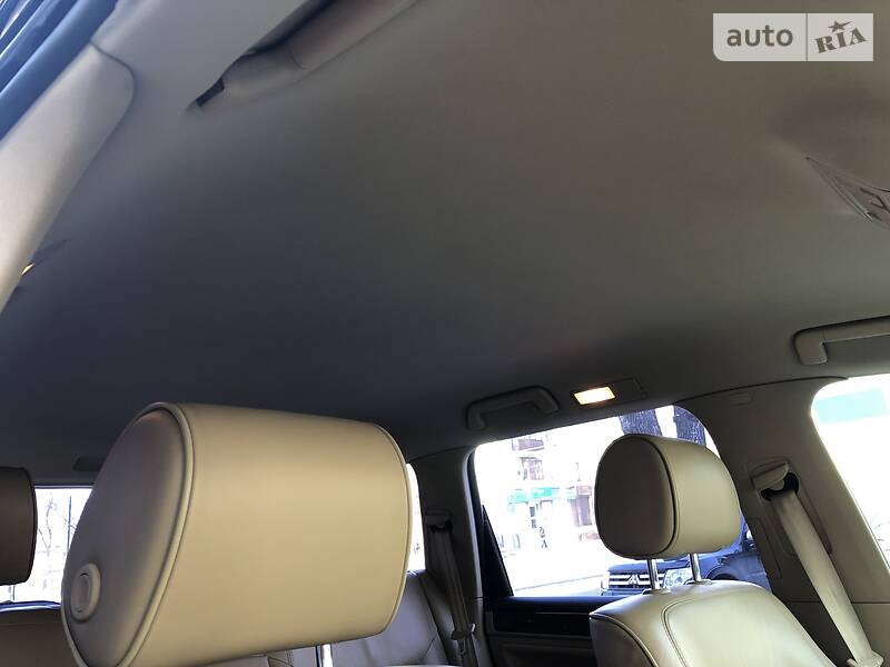 Позашляховик / Кросовер Volkswagen Touareg 2008 в Кривому Розі