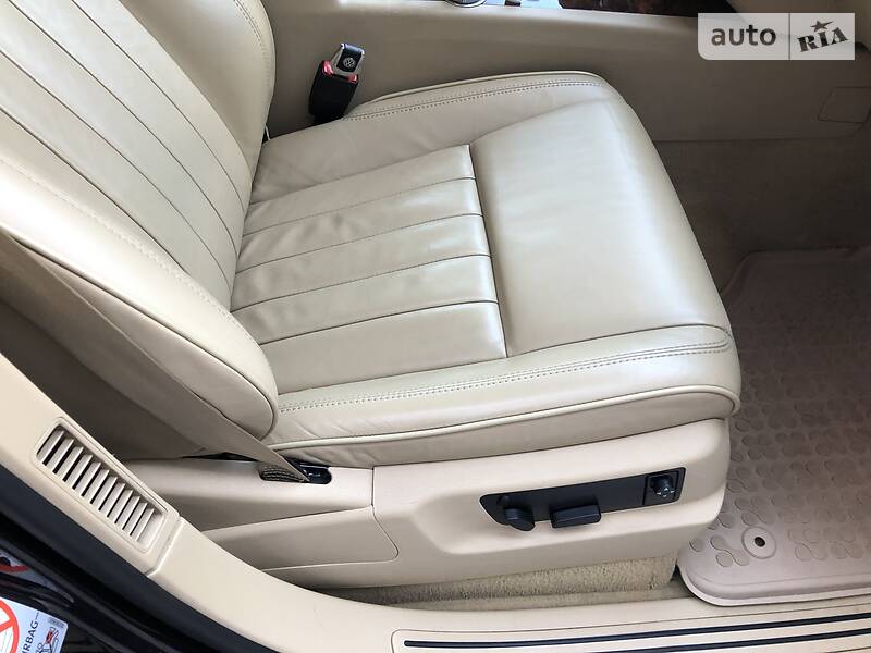 Позашляховик / Кросовер Volkswagen Touareg 2008 в Кривому Розі