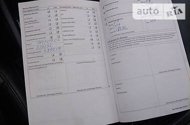Позашляховик / Кросовер Volkswagen Touareg 2011 в 