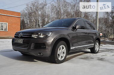 Позашляховик / Кросовер Volkswagen Touareg 2012 в 